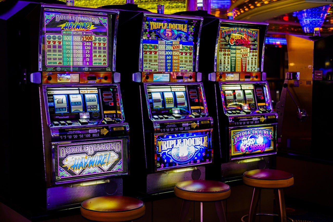royal x 777 Live Casino